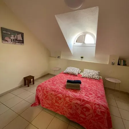 With 2 Bedrooms