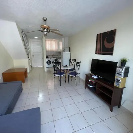 With 2 Bedrooms Appartement